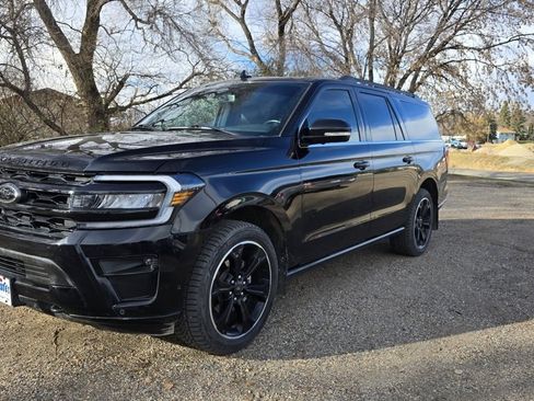 Used 2022 Ford Expedition Max Limited image 2