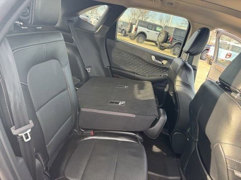 Used 2020 Ford Escape Titanium image 35