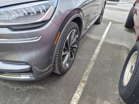 Used 2022 Lincoln Aviator Reserve w/ Equipment Group 201A RWD image 3