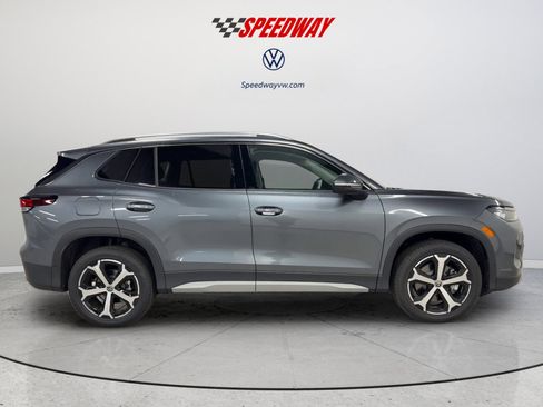 New 2026 Volkswagen Tiguan SE AWD/4WD image 4
