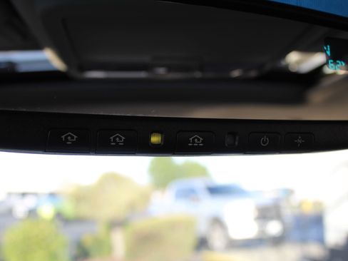 Used 2012 Nissan Frontier PRO-4X image 34