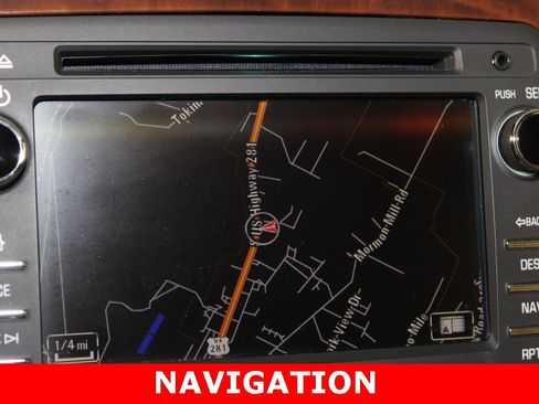 Used 2017 Buick Enclave Premium w/ Enclave Tuscan Edition image 10