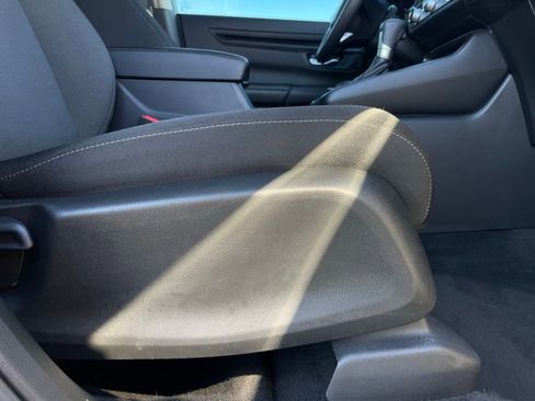 Certified 2025 Honda CR-V LX image 30