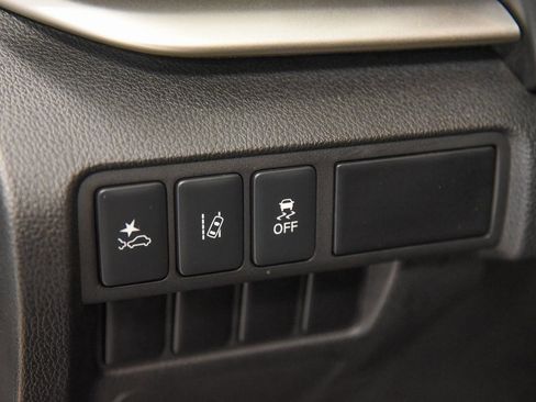 Used 2024 Mitsubishi Eclipse Cross LE image 17