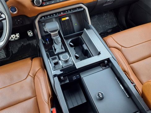 Used 2024 Toyota Tundra 1794 Edition image 11