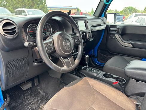 Used 2015 Jeep Wrangler Unlimited Sport w/ Quick Order Package 24S AWD/4WD image 14