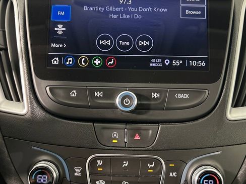 Used 2023 Chevrolet Malibu LT image 14