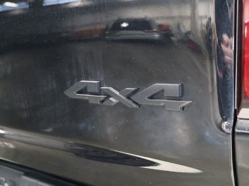 Used 2023 RAM 1500 Laramie AWD/4WD image 12
