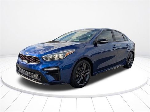 Used 2020 Kia Forte GT-Line w/ GT-Line Premium Package image 7