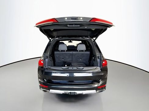 Used 2020 BMW X7 xDrive40i w/ Premium Package image 27