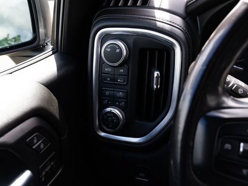 Used 2019 GMC Sierra 1500 SLT w/ SLT Premium Package AWD/4WD image 13