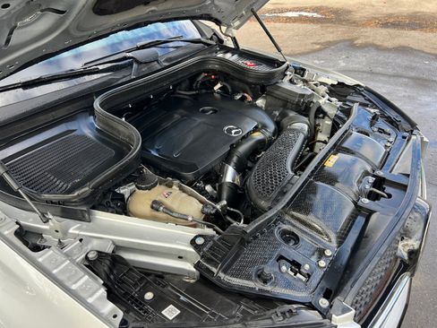 Used 2021 Mercedes-Benz GLE 350 4MATIC image 45