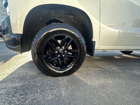 Used 2019 Chevrolet Silverado 1500 Custom Trail Boss w/ Custom Convenience Package image 37