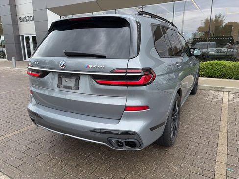 Used 2023 BMW X7 M60i w/ Executive Package AWD/4WD image 5