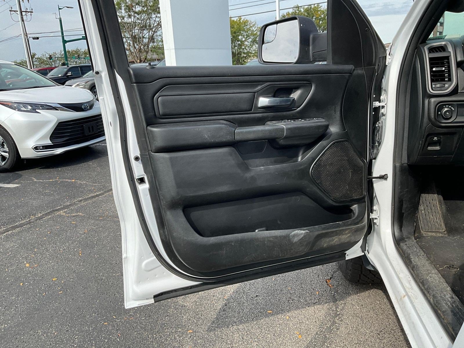 Used 2025 RAM 1500 Tradesman AWD/4WD image 18