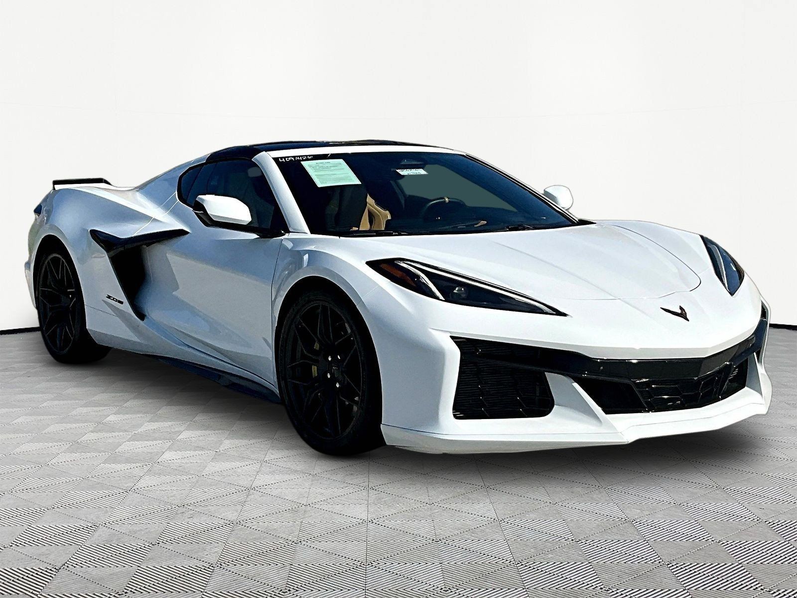 Used 2024 Chevrolet Corvette Z06 w/ Stealth Interior Trim Package RWD image 3