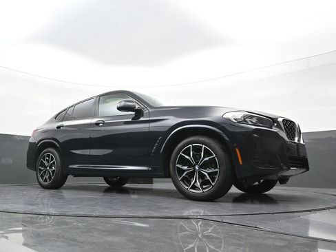 Used 2025 BMW X4 xDrive30i w/ Premium Package AWD/4WD image 22