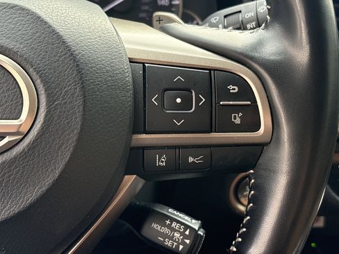 Used 2022 Lexus RX 350L Premium image 20