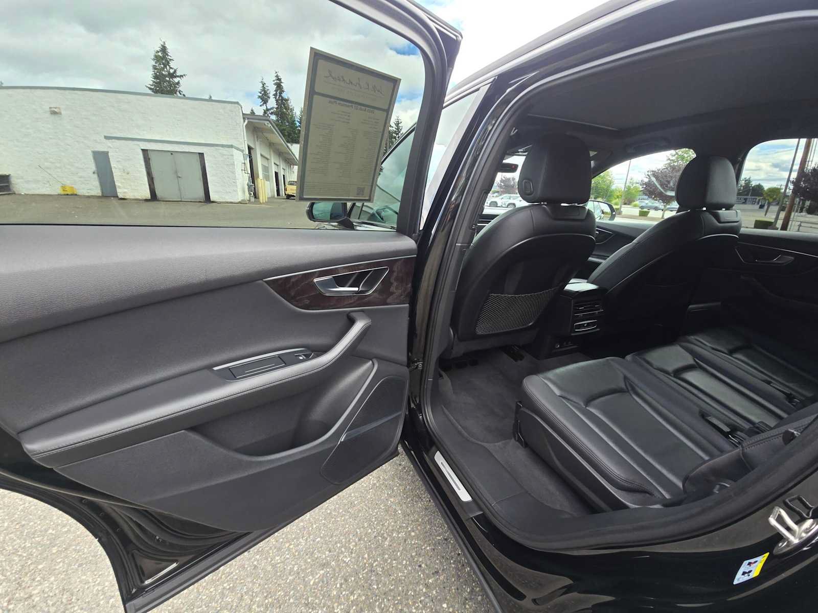 Used 2023 Audi Q7 2.0T Premium Plus w/ Premium Plus Package AWD/4WD image 15