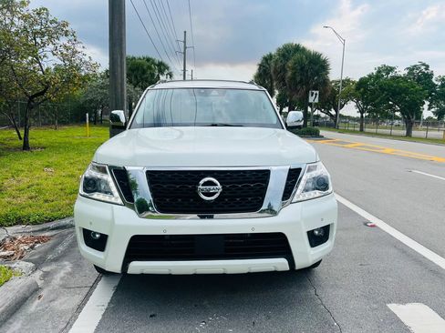 Used 2020 Nissan Armada Platinum w/ Captain's Chairs Package RWD image 7