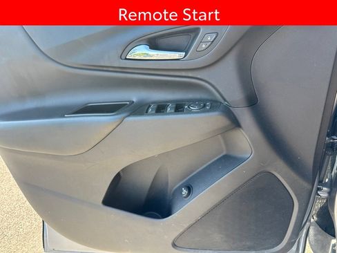 Used 2023 Chevrolet Equinox LT AWD/4WD image 9