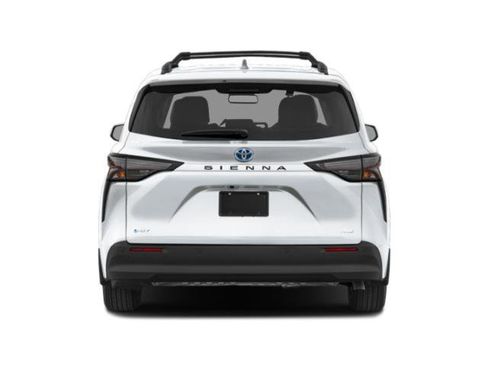 Used 2025 Toyota Sienna XLE w/ XLE Plus Package AWD/4WD image 5