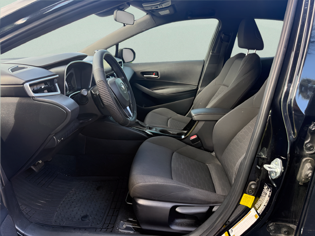 Used 2019 Toyota Corolla SE w/ Carpet Mat Package FWD image 9