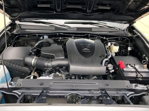 Used 2023 Toyota Tacoma TRD Sport w/ Advanced Technology Package AWD/4WD image 29