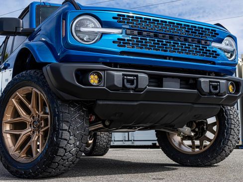 New 2025 Ford Bronco Badlands image 17