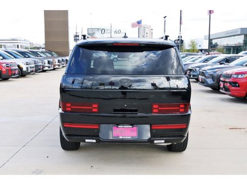 Used 2024 Hyundai Santa Fe Calligraphy image 8
