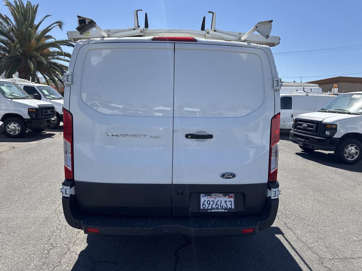 Used 2018 Ford Transit 250 130 Low Roof RWD image 6