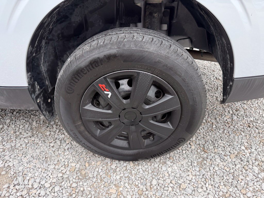 Used 2025 Ford Maverick XL FWD image 27