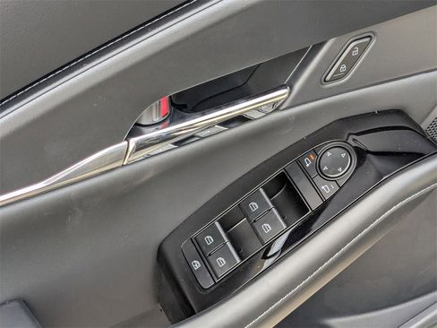 New 2025 MAZDA CX-30 AWD 2.5 S w/ Preferred Package image 11