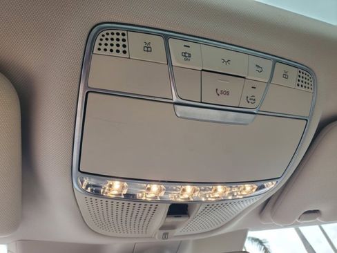 Used 2019 Mercedes-Benz S 560 Sedan w/ AMG Line Exterior image 29