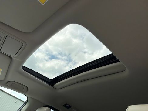 Certified 2026 Honda Odyssey EX-L image 18