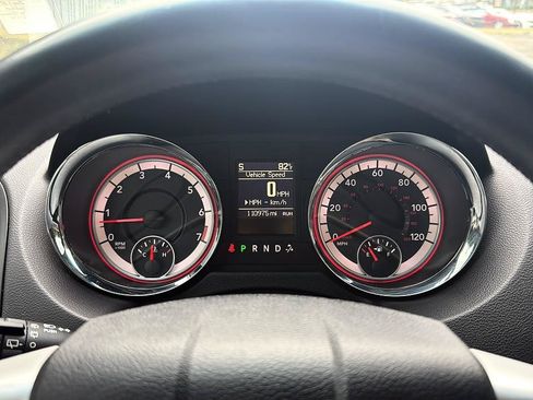 Used 2018 Dodge Grand Caravan SE w/ UConnect Hands-Free Group FWD image 22