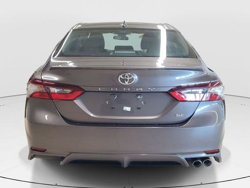 Used 2023 Toyota Camry SE image 6