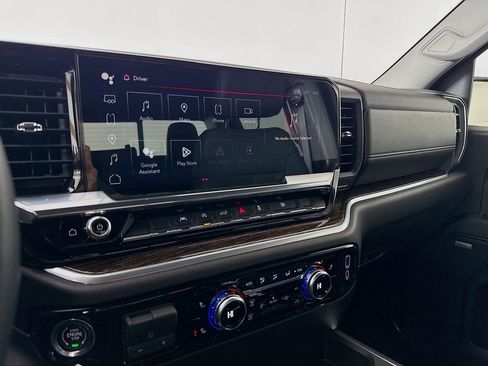 Used 2026 GMC Sierra 1500 Elevation w/ Preferred Package image 17