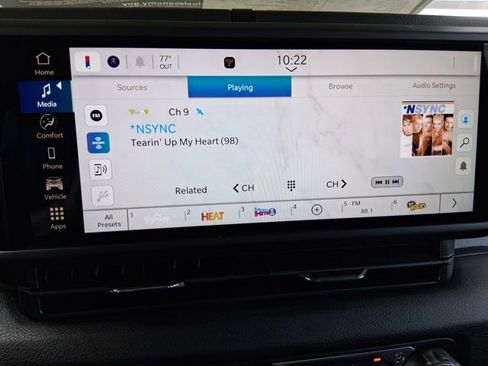 New 2026 Jeep Gladiator Sport image 16