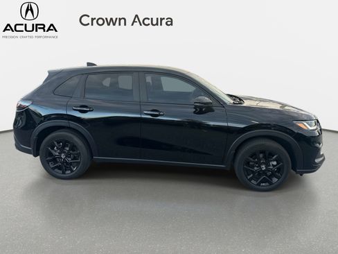 Used 2024 Honda HR-V Sport image 9