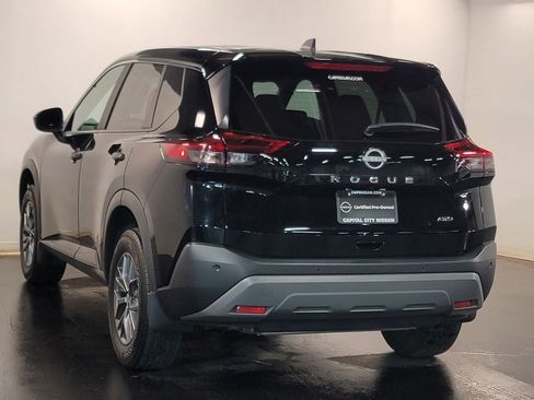 Certified 2023 Nissan Rogue S image 24