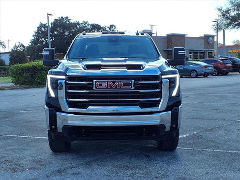Used 2024 GMC Sierra 2500 SLE w/ SLE Value Package; image 2