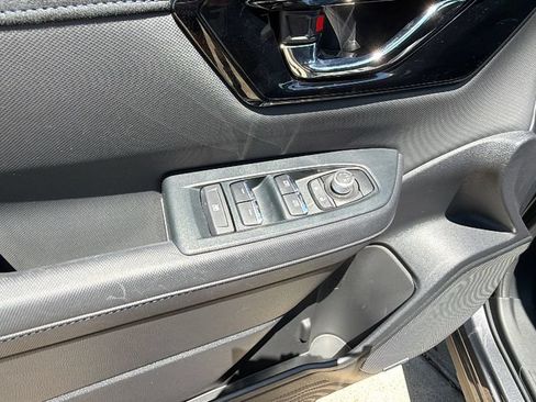 Used 2025 Subaru Forester Limited AWD/4WD image 20