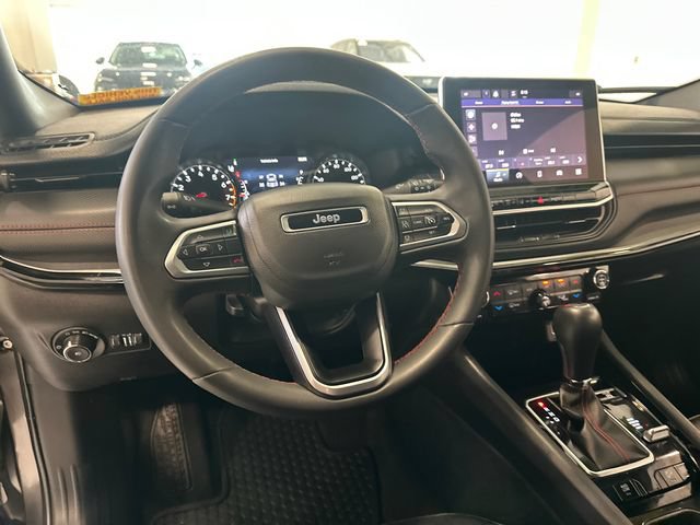 Used 2023 Jeep Compass Trailhawk AWD/4WD image 13