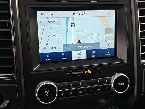 Used 2021 Ford Expedition Limited image 17