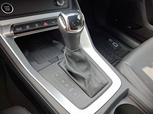 New 2025 Audi Q3 2.0T Premium image 7