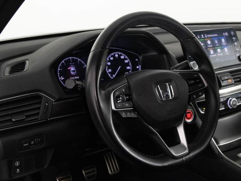 Used 2018 Honda Accord Sport image 30