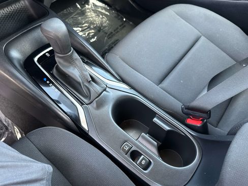 Used 2024 Toyota Corolla LE FWD image 20