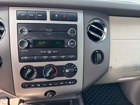 Used 2010 Ford Expedition XLT RWD image 10