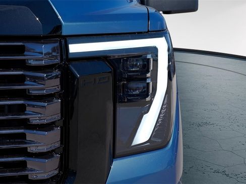 New 2026 GMC Sierra 2500 Denali Ultimate w/ Max Trailering Package image 3